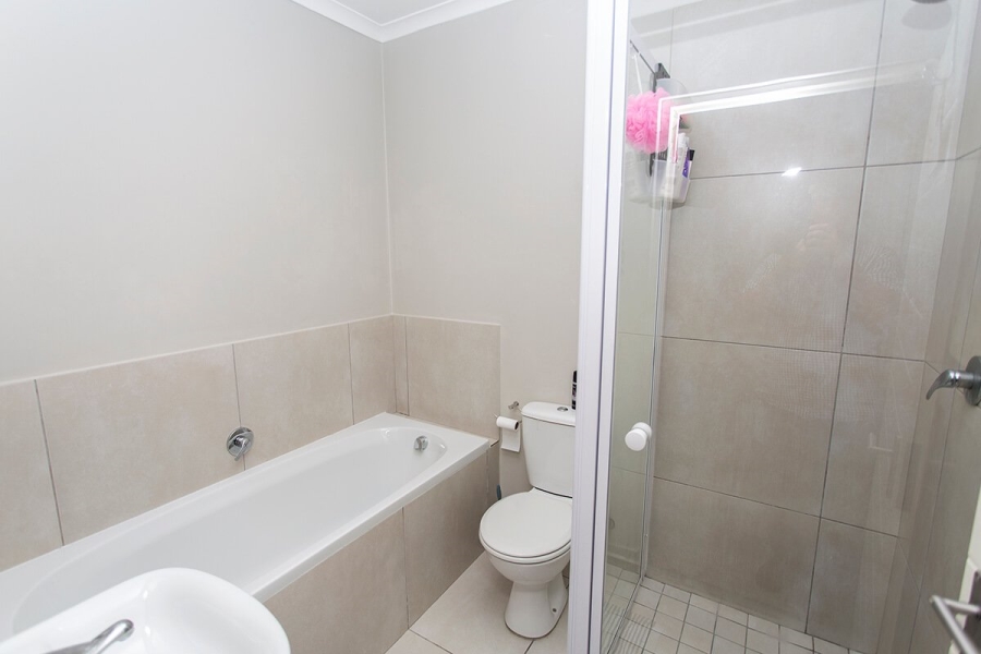 To Let 3 Bedroom Property for Rent in Zonnendal Western Cape